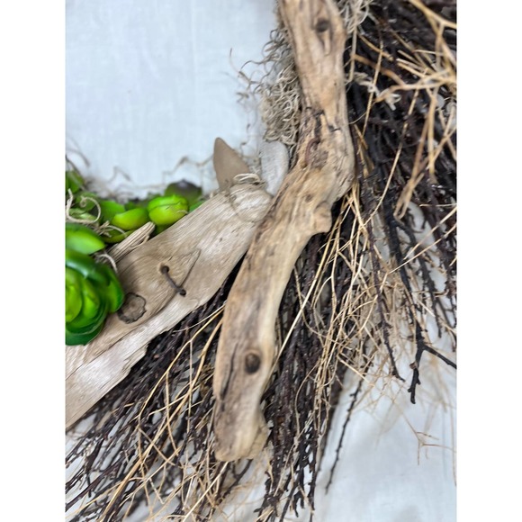 Beautiful Wreath with accents of Lake Mi. Driftwood with detailed Copper Accents - Picture 5 of 9